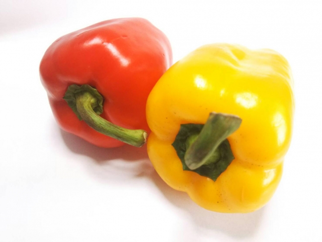 パプリカの色の違いと栄養素 保存方法や食べ方も